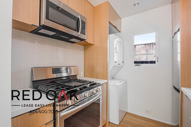 Building Photo - 2403 S Centinela Ave