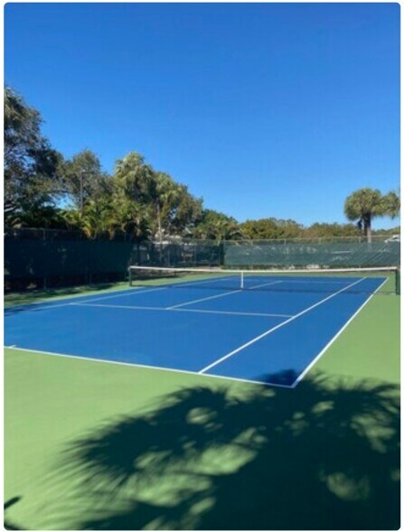 Building Photo - 12836 Woodmill Dr