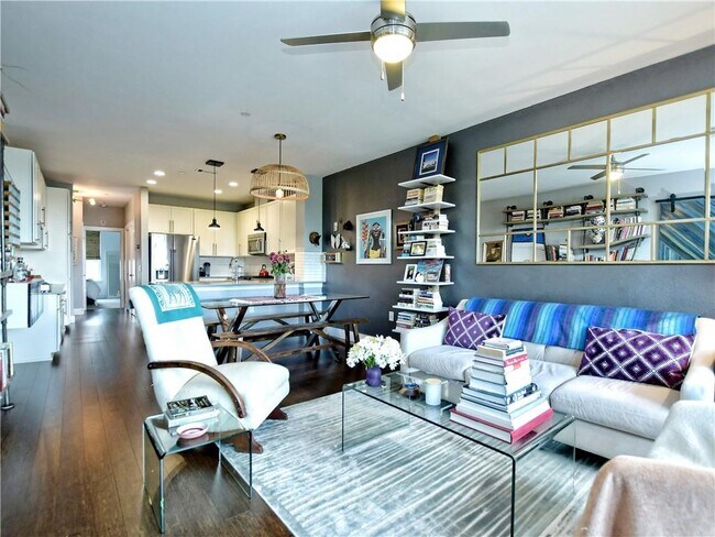 Building Photo - 2725 Dulce Ln