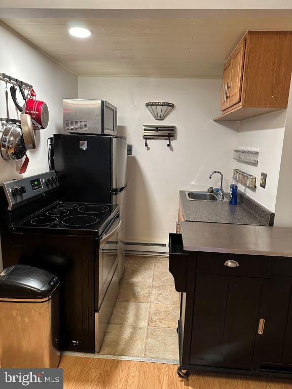 Building Photo - 14822 Charmian Rd