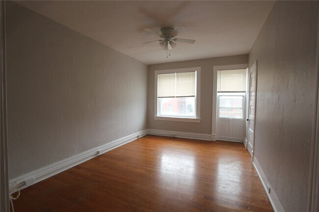 Building Photo - 3504 Arsenal St