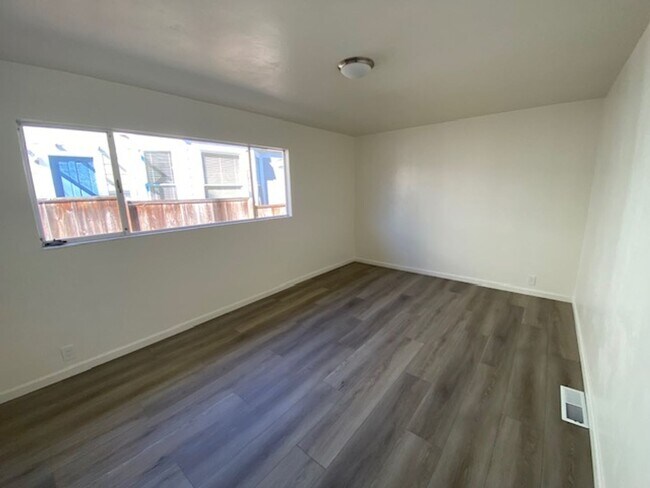 Building Photo - 284-286 Junipero