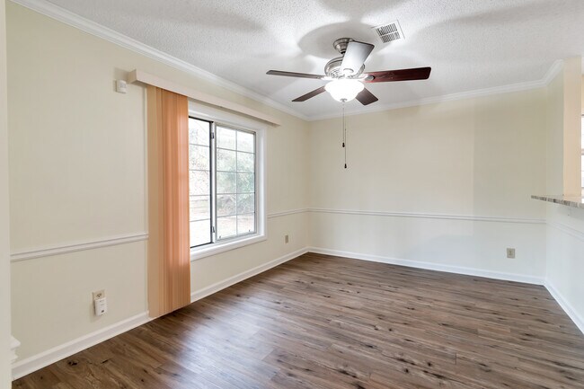 dining room - 1254 Watercrest Cir
