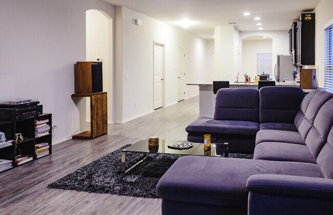 Building Photo - 8331 Bending Willow