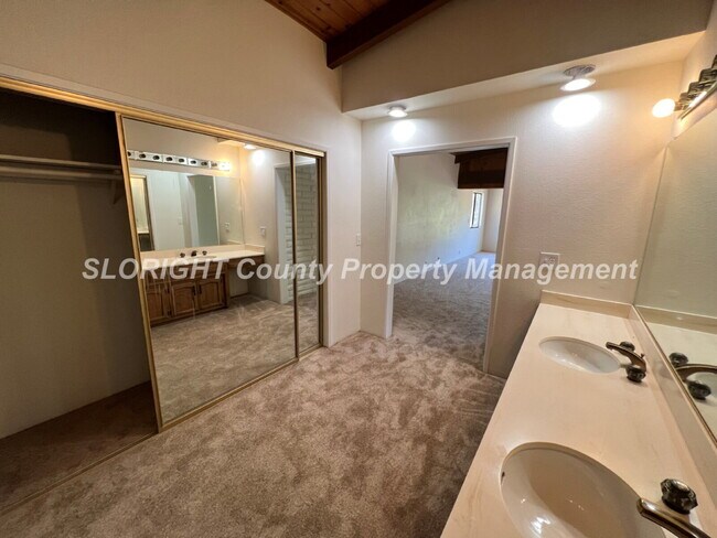 Building Photo - AVAILABLE MAY - Large 4 Bedroom / 3 Bathroom Home in Santa Margarita