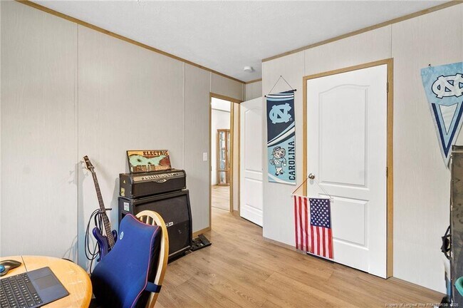 Building Photo - 7096 Monarch Dr