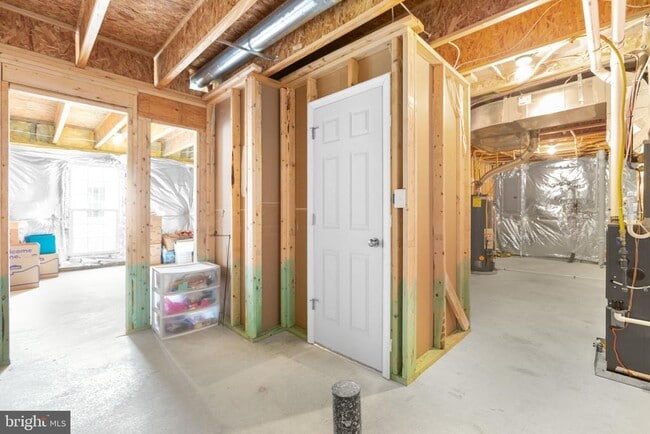 Building Photo - 407 Apricot St