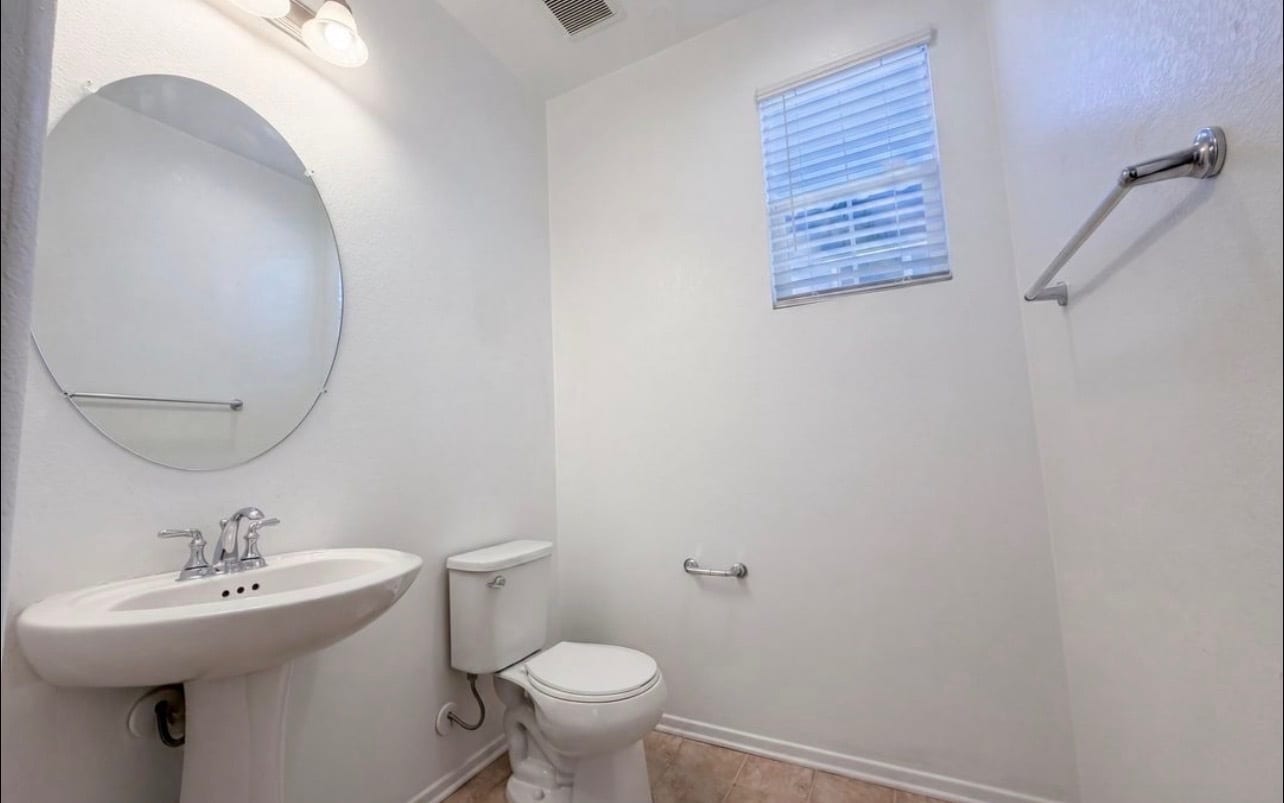 Building Photo - 15110 Paseo Verde Pl