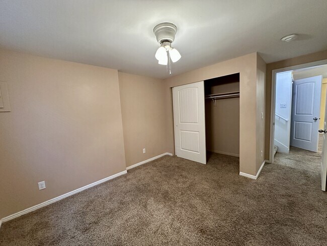Building Photo - 3694 Crespi Ct