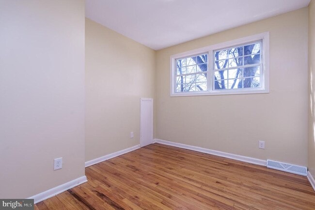 Building Photo - 344 Nimitz Rd