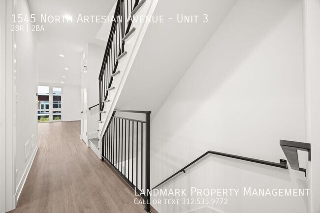 Building Photo - 1545 N Artesian Ave