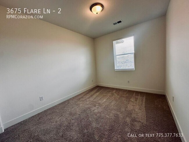 Building Photo - 3675 Flare Ln