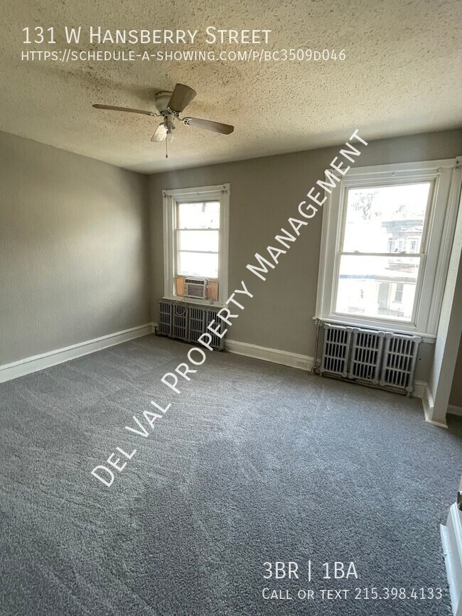 Building Photo - 131 Hansberry St