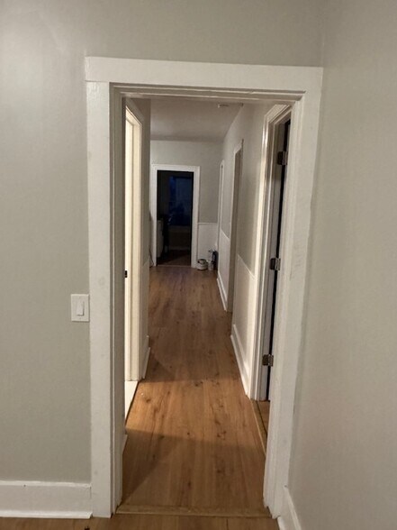 Building Photo - 21 Barrett St