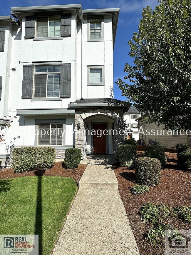 Primary Photo - 13731 SW Silent Fox Terrace