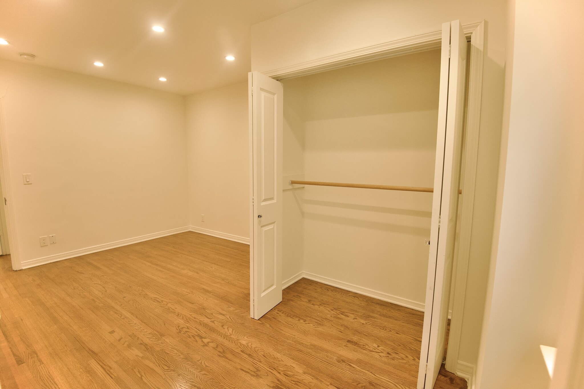 Bedroom 2, Closet 1 interior - 4755 Wiota St