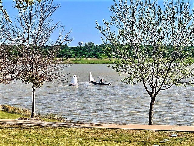 Building Photo - 3927 Cascade Sky Dr