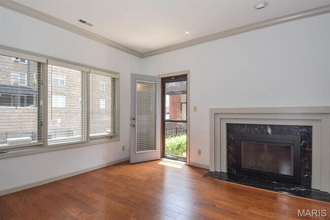 Building Photo - 4444 Lindell Blvd