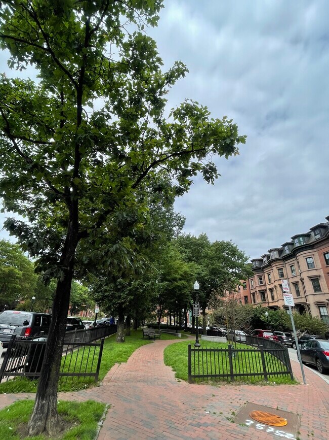 Building Photo - 570 Massachusetts Ave