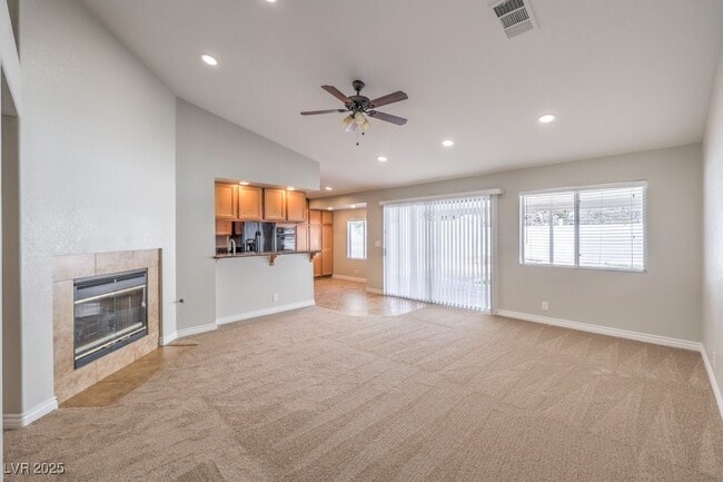Building Photo - 10024 Sail Landing Ct