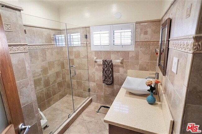 Building Photo - 3612 Tuller Ave