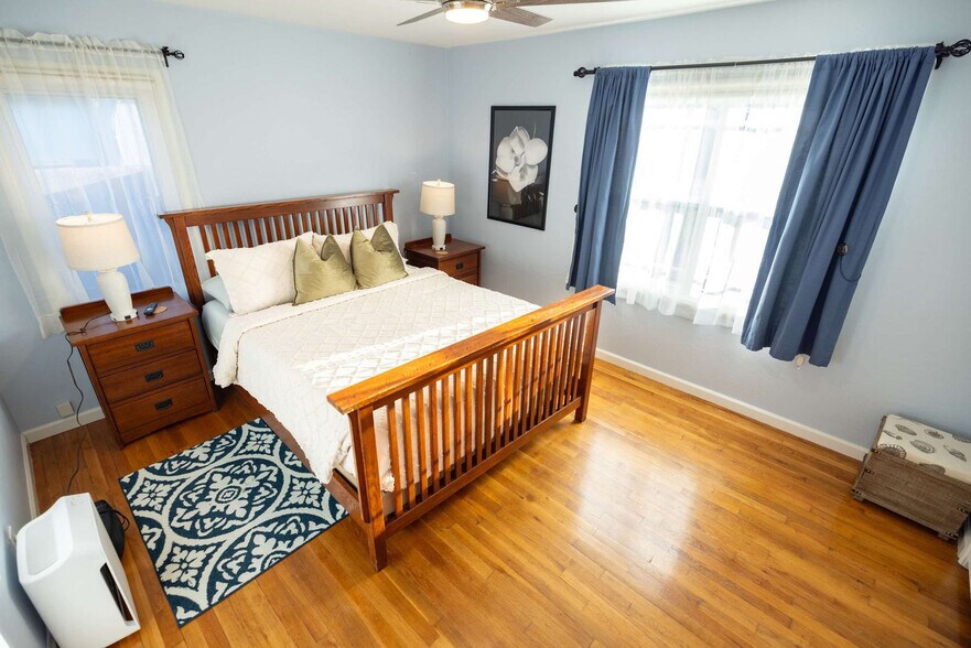 Building Photo - 16018 Windsor Dr