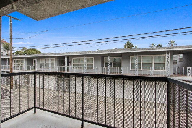 Building Photo - Ocean Boulevard End-Unit Condo