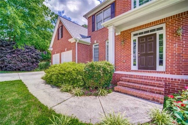 Building Photo - 716 Parkside Dr