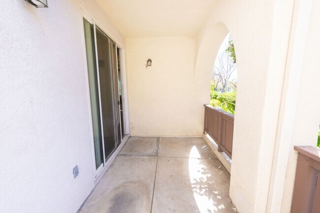 Building Photo - Amazing 3 Bedroom Condo available now! Chula Vista / Eastlake / Otay Ranch Area