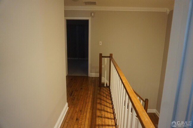 Building Photo - 88 Wilshire Ct