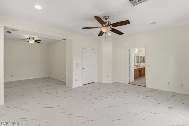 Building Photo - 612 Silver Grove St