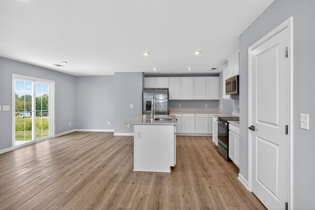 Building Photo - 3004 Red Fox Rdg