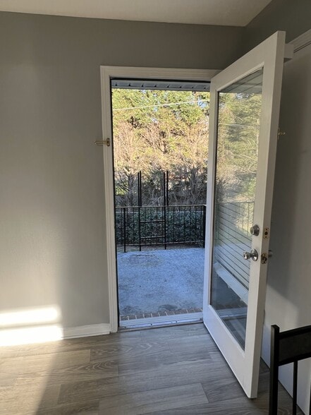 Building Photo - 393 Stone Mountain St