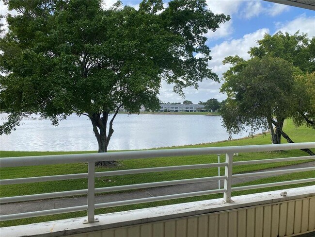 Building Photo - 3457 NW 44th St