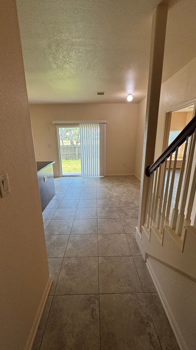 Building Photo - 13647 Padgett Dr