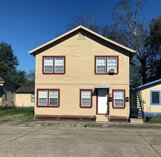 Building Photo - 505 E Main St