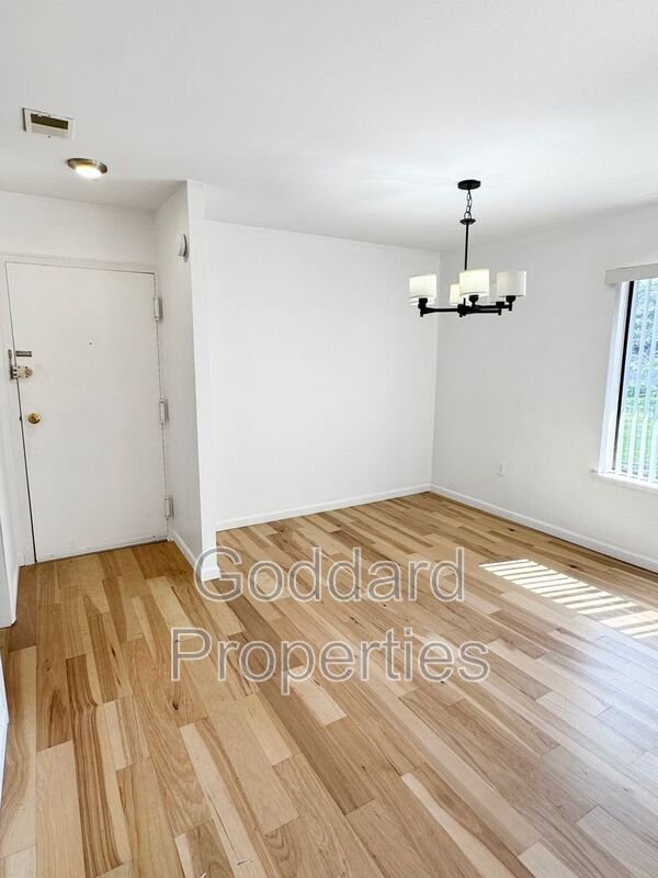 Building Photo - 10536 Cross Fox Ln