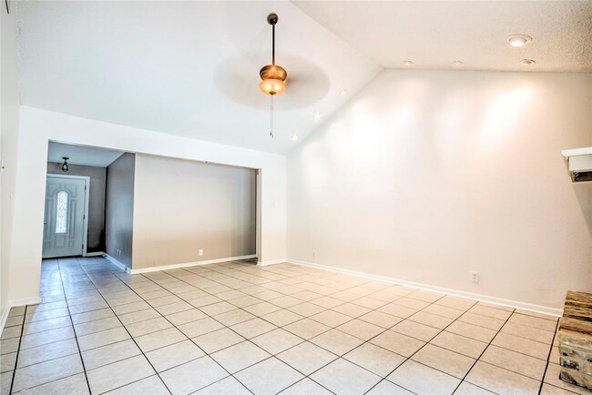 Building Photo - 7000 Greenock St