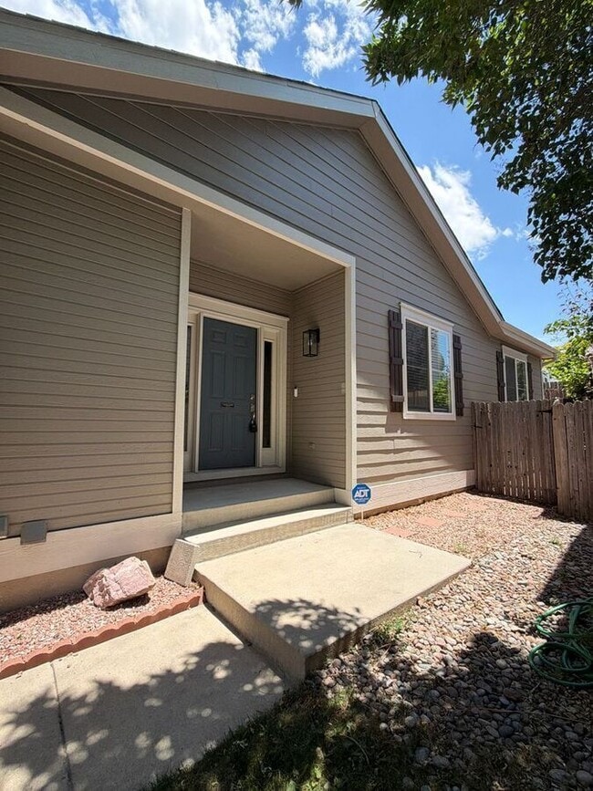 Building Photo - 3025 Dockside View