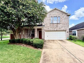 Building Photo - 12315 Gentlebrook Dr
