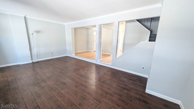 Building Photo - 104 Bluebird Dr