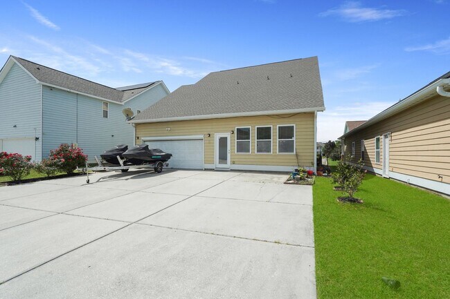 Building Photo - Come Home Smiling to This Beautiful 3-Bed, 3-Bath in Port Wentworth!