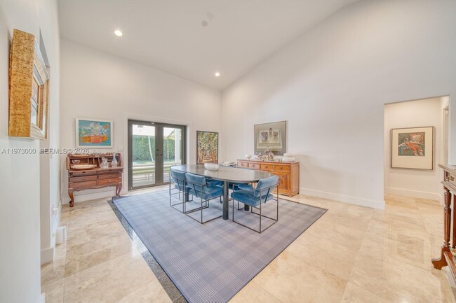 Building Photo - 9220 SW 102nd St