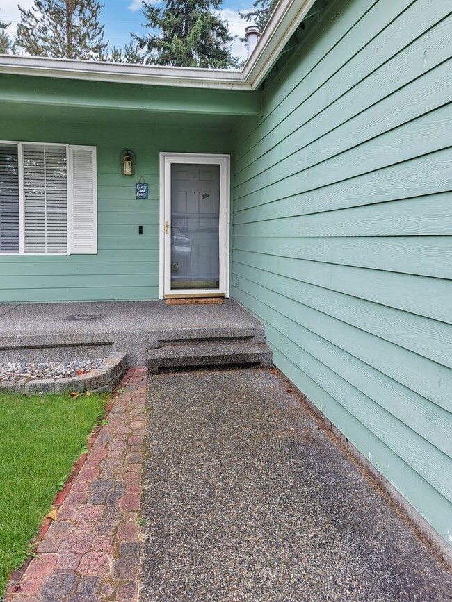 Building Photo - Puyallup Rambler in Stonegate Community ****COMING SOON***