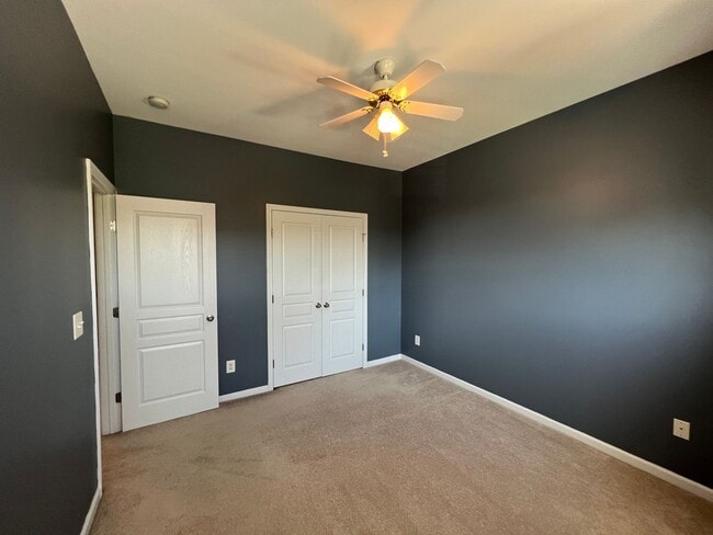 Building Photo - 10117 Falls Meadow Ct