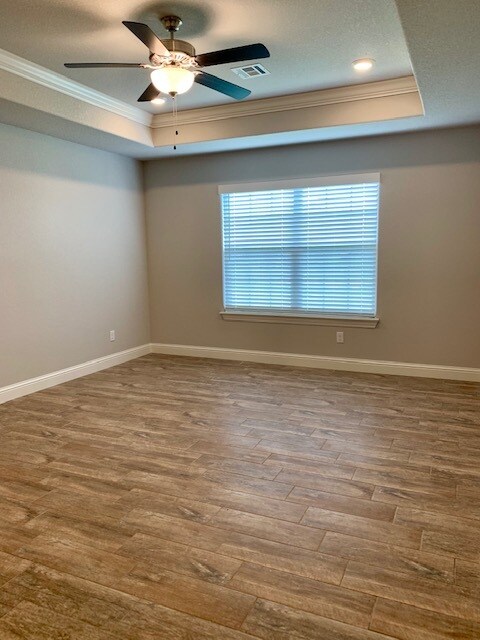 Building Photo - 5601 Sapphire Dr