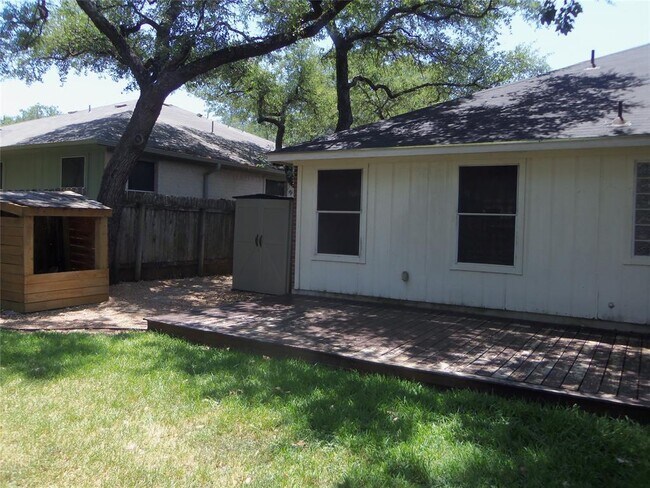 Building Photo - 8020 Osborne Dr