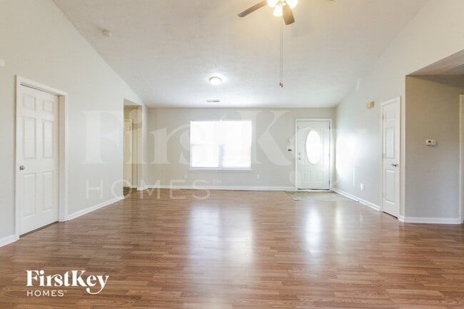 Building Photo - 11413 Kristen Cir