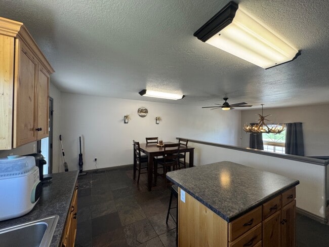 Building Photo - 3261 S 1500 W