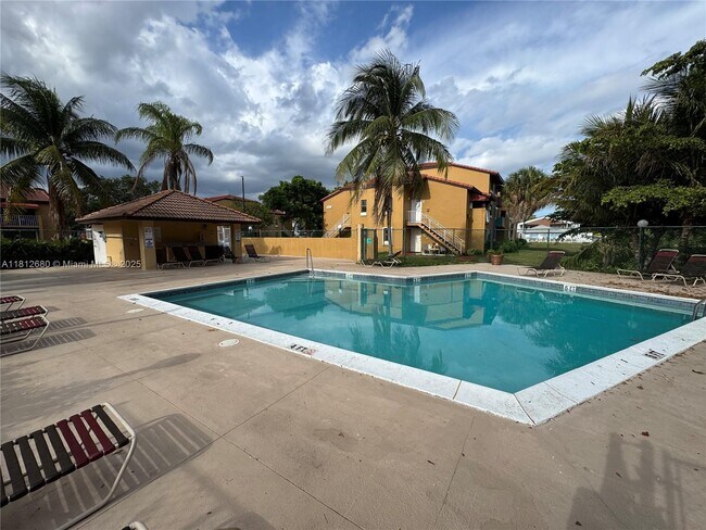 Building Photo - 15600 SW 80th St